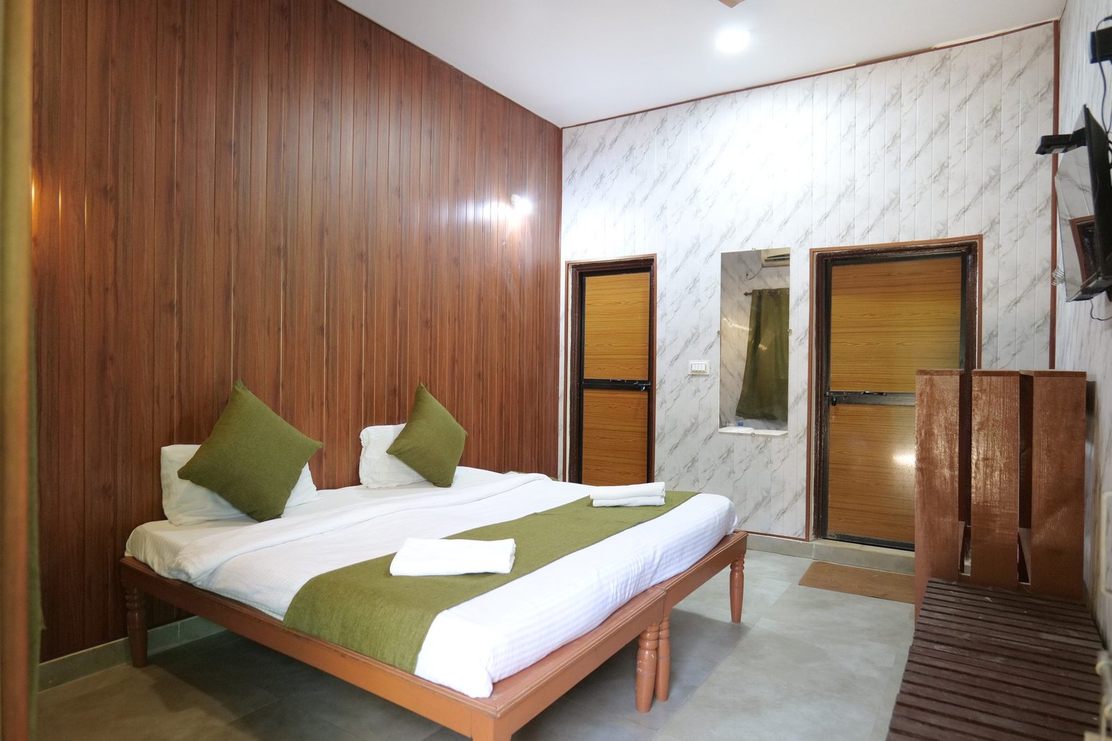 Deluxe Rooms
